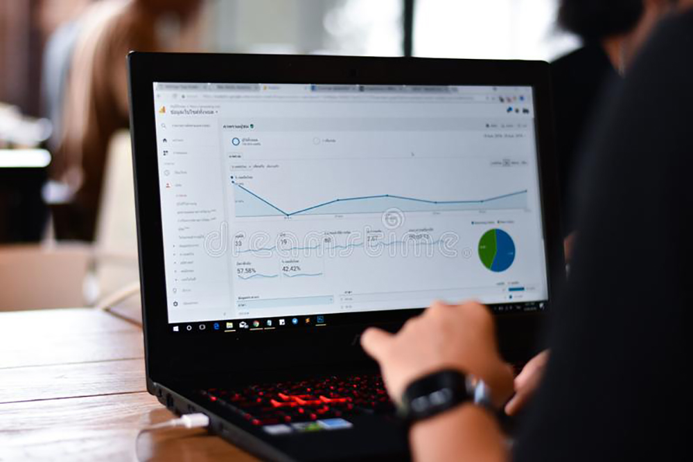webmaster-view-report-graph-google-analytics-webmaster-view-report-graph-google-analytics-display-graph-visitor-142931315-2